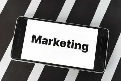 Podcast de marque : comment booster sa stratégie de contenu audio en 2025 ?
