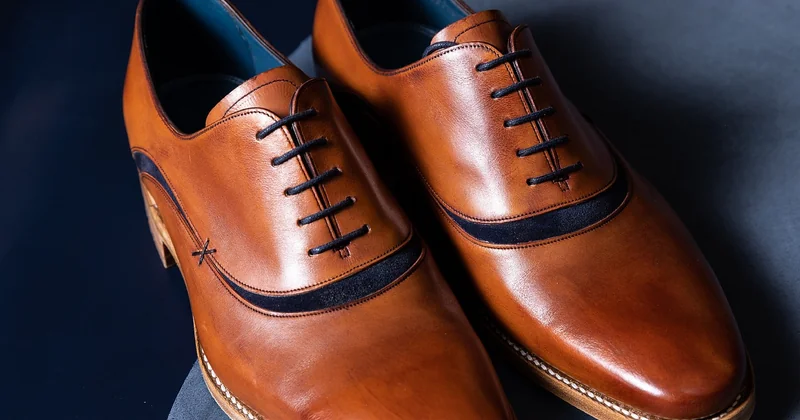 Comment agrandir des chaussures en largeur